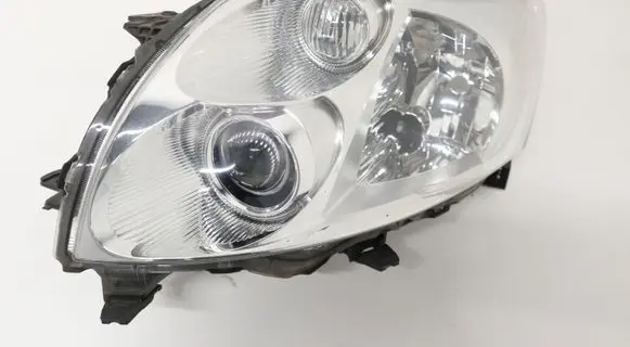 Toyota Auris 150 Headlight/headlamp 8115002460