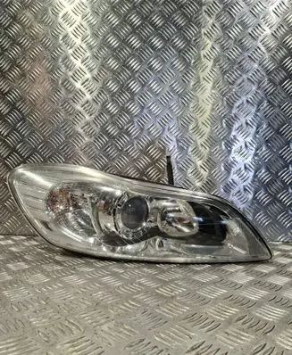Volvo C30 Headlight/headlamp 31299821