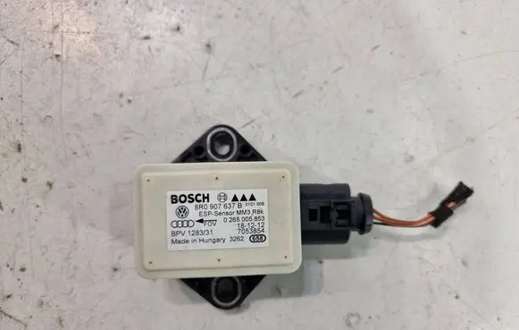 Audi A4 S4 B8 8K ESP acceleration yaw rate sensor 8R0907637B 0265005853 7053854