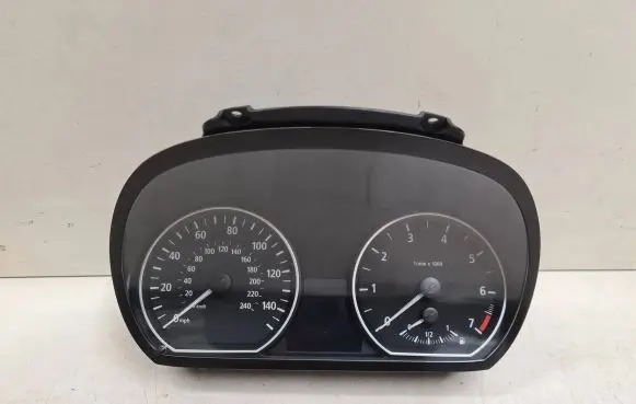 BMW 1 E81 E87 Speedometer (instrument cluster) 1041568 104277503
