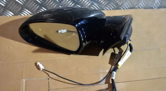 Mercedes-Benz E W214 Front door electric wing mirror C457