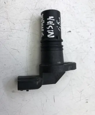 Nissan Qashqai Crankshaft position sensor 8200885209A