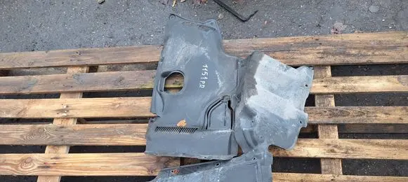 Toyota Corolla Verso AR10 Engine splash shield/under tray