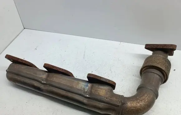 Jeep Grand Cherokee (WK) Exhaust manifold A6421420102 6421420102