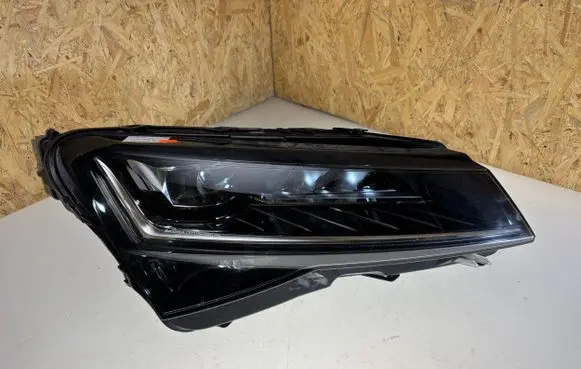 Skoda Superb B8 (3V) Headlight/headlamp 3V1941016D KT09157