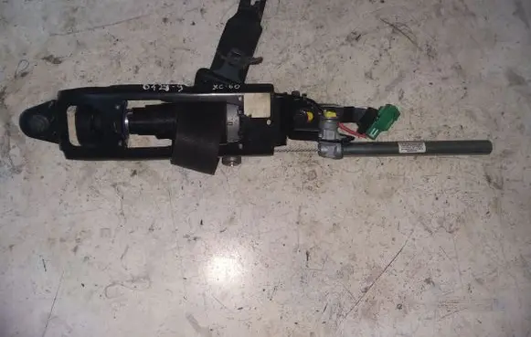 Volvo XC60 Front seatbelt