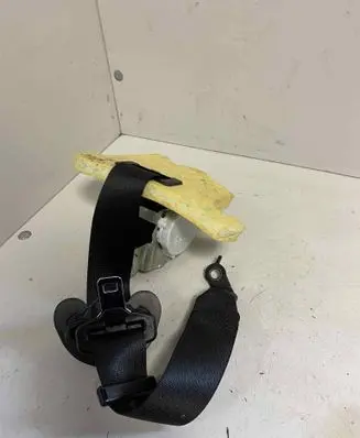Front seatbelt