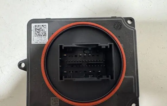 Audi A4 S4 B9 8W LED ballast control module 4K0941572FD 4K0941572F