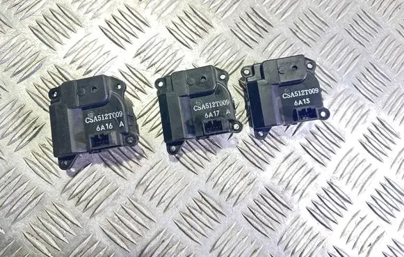 Suzuki Grand Vitara II Air flap motor/actuator CSA512T009