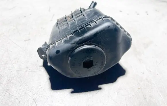 BMW 5 GT F07 Power steering fluid tank/reservoir 3241678294 678294