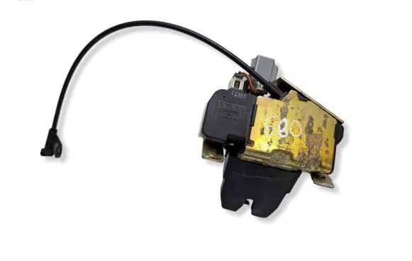 Volvo S80 Tailgate/trunk/boot lock/catch/latch 8679694