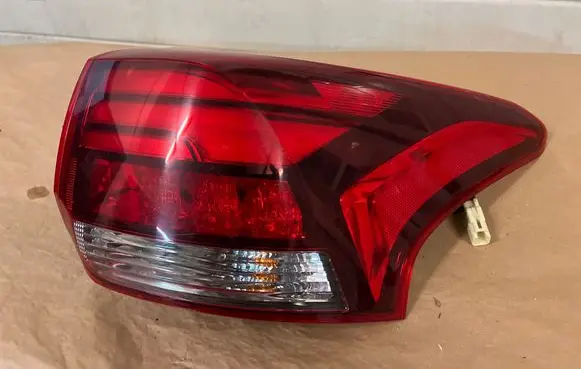 Mitsubishi Outlander Rear/tail lights 