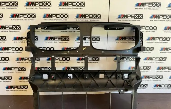 BMW X5 E70 Radiator trim 7177878