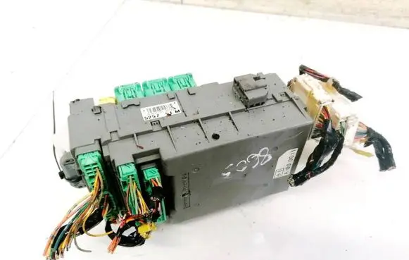 Honda CR-V Fuse box set 5LMJ823A 5257