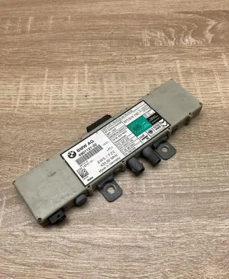 BMW 5 E39 Aerial antenna amplifier 6907121 18741