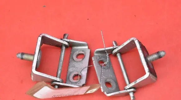 Ford Fiesta Tailgate/trunk/boot hinge EGFGB
