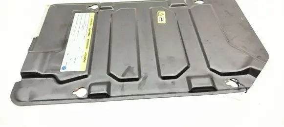 Mercedes-Benz Sprinter W907 W910 Battery box tray cover/lid 9066840118