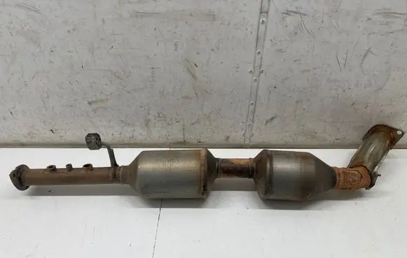 Toyota Hilux VIII Catalyst/FAP/DPF particulate filter ZC3 ZD6