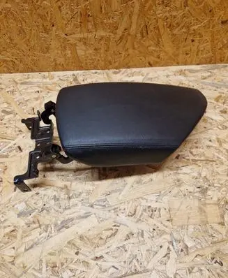 Hyundai i40 Armrest 