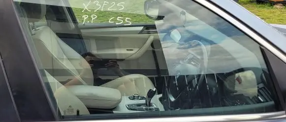 BMW X3 F25 Sliding door window/glass