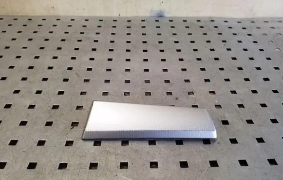 Dashboard glove box trim