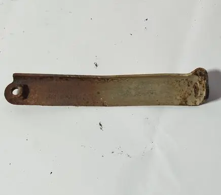 Mitsubishi Colt Tailgate hinge 0582080 mr994465