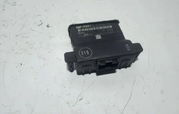 Volkswagen Golf V Other control units/modules 1K0907530H 0325 1K0907951