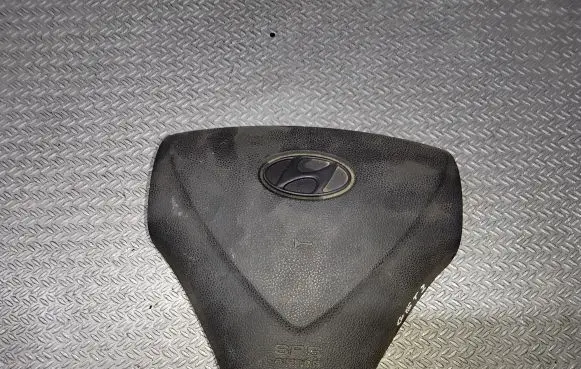 Hyundai Getz Steering wheel airbag 569001C600