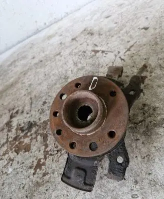 Opel Astra H Front wheel hub
