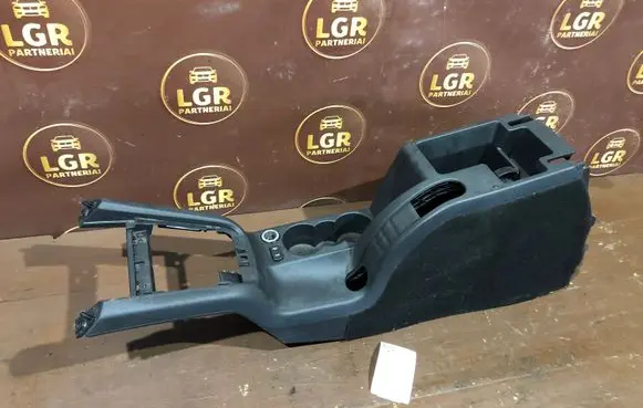 Skoda Octavia Mk2 (1Z) Center console 1Z1863241A