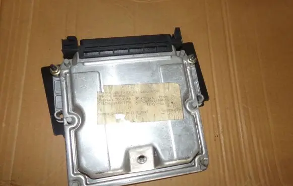 Peugeot 406 Engine control unit/module 0281010166