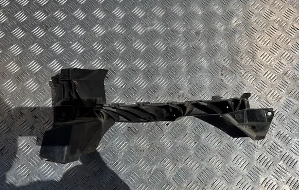 Audi Q7 4M Headlight/headlamp mounting bracket 4M0805607