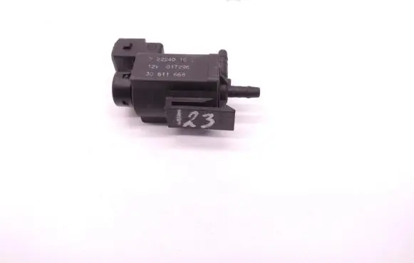Volvo S60 Turbo solenoid valve 30611668