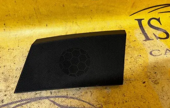 Porsche Cayenne (92A) Side speaker trim/cover 7P5035793