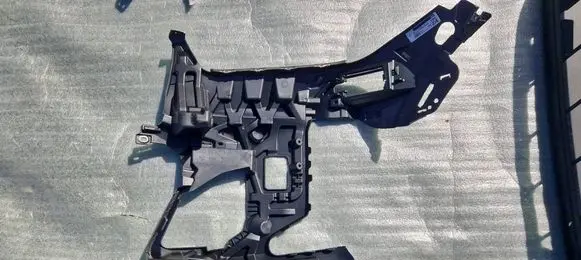 BMW X5 G05 Front bumper mounting bracket 890226