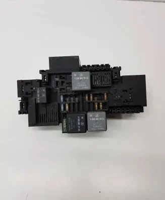 Mercedes-Benz C W205 Fuse box set A2229063701 50PL12F00 142760998