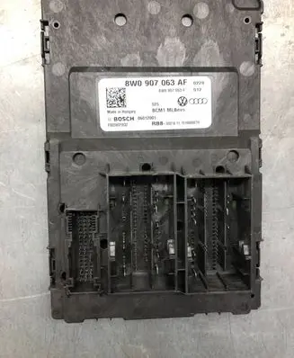 Audi A4 S4 B9 Central body control module 8W0907063F