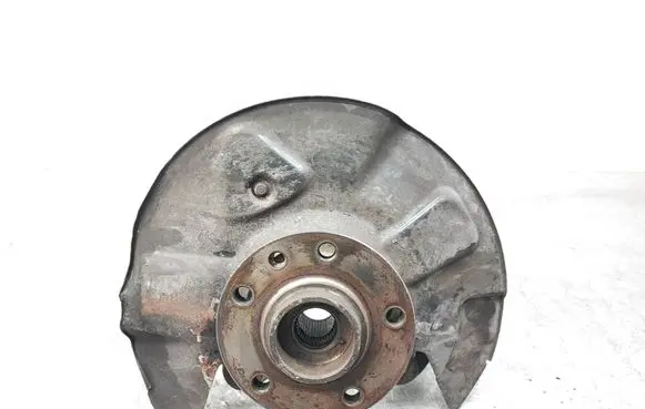 Volkswagen Transporter - Caravelle T5 Front wheel hub spindle knuckle 7H0258G