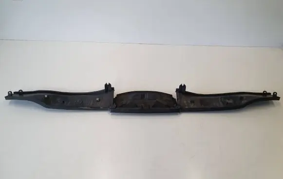 BMW 1 E82 E88 Other engine bay part 9175860 6925974 6925973
