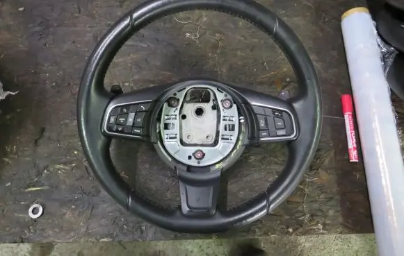 Jaguar F-Pace Steering wheel