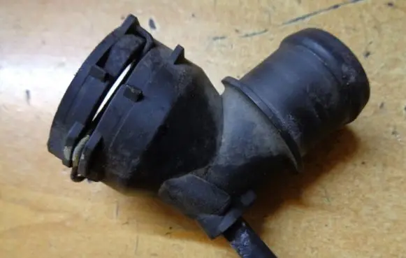Skoda Yeti (5L) Engine coolant pipe/hose 5L0907539A