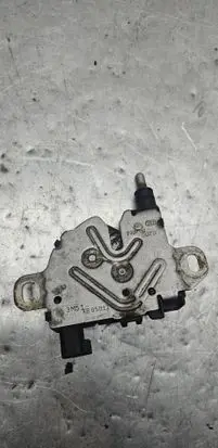 Engine bonnet/hood lock/catch