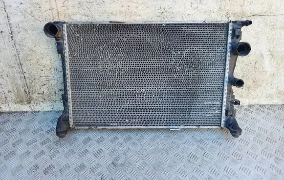 Mercedes-Benz C W204 Coolant radiator A0995002703