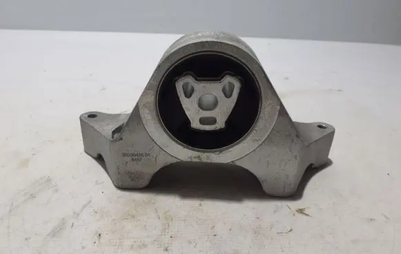 MG ZS Engine mounting bracket 10884500