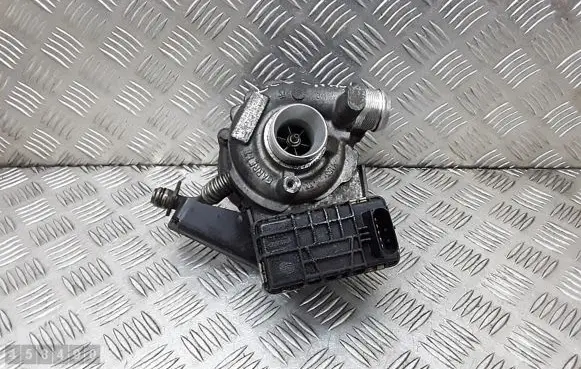 Citroen C6 Turbo 4U3Q6K682AJ