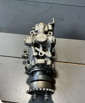 Opel Zafira A Fuel injection high pressure pump 0470504015 24413103