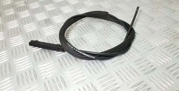 Volkswagen Golf Plus Engine bonnet/hood lock release cable 5M0823535