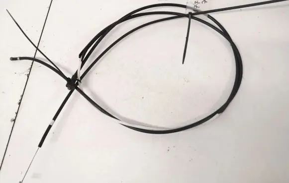 Skoda Octavia Mk1 (1U) Handbrake/parking brake wiring cable 