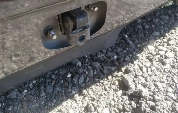 Volvo V50 Rear door check strap stopper