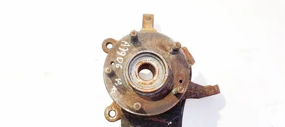 Front wheel hub